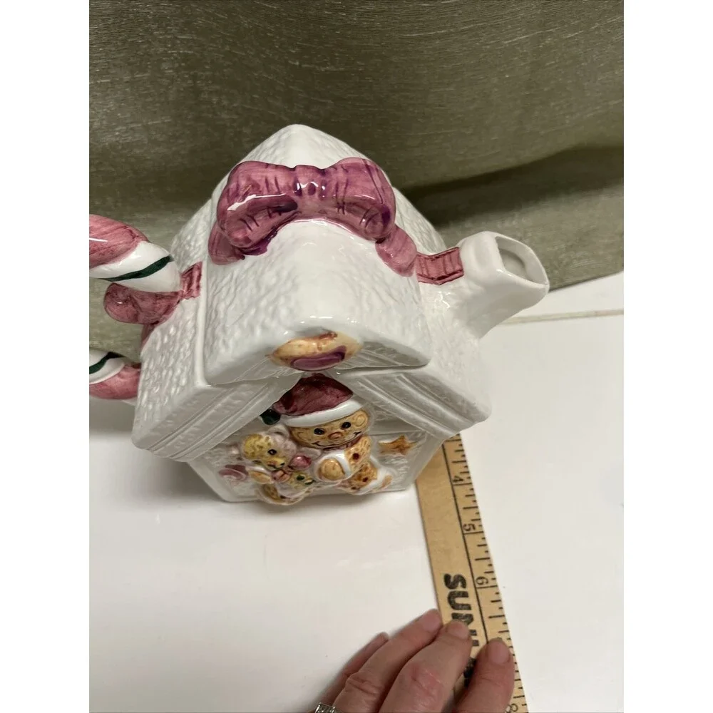 Ceramic Teddy Bear Christmas Themed Tea Pot
